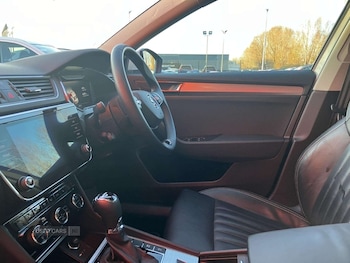 Used Skoda Superb 2023 for sale - 77230887: Photo