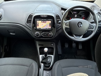 Used Renault Captur 2019 for sale - 78363507: Photo