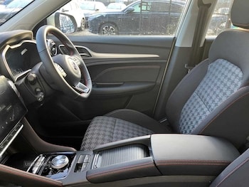 Used MG MG ZS 2024 for sale - 75602022: Photo