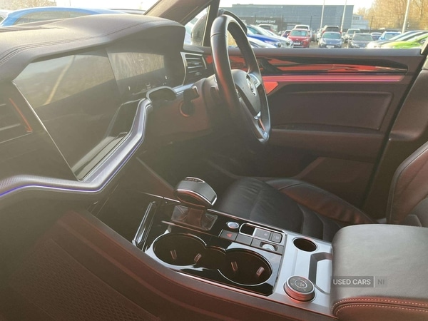 Used Volkswagen Touareg 2018 for sale - 77372187: Photo 2