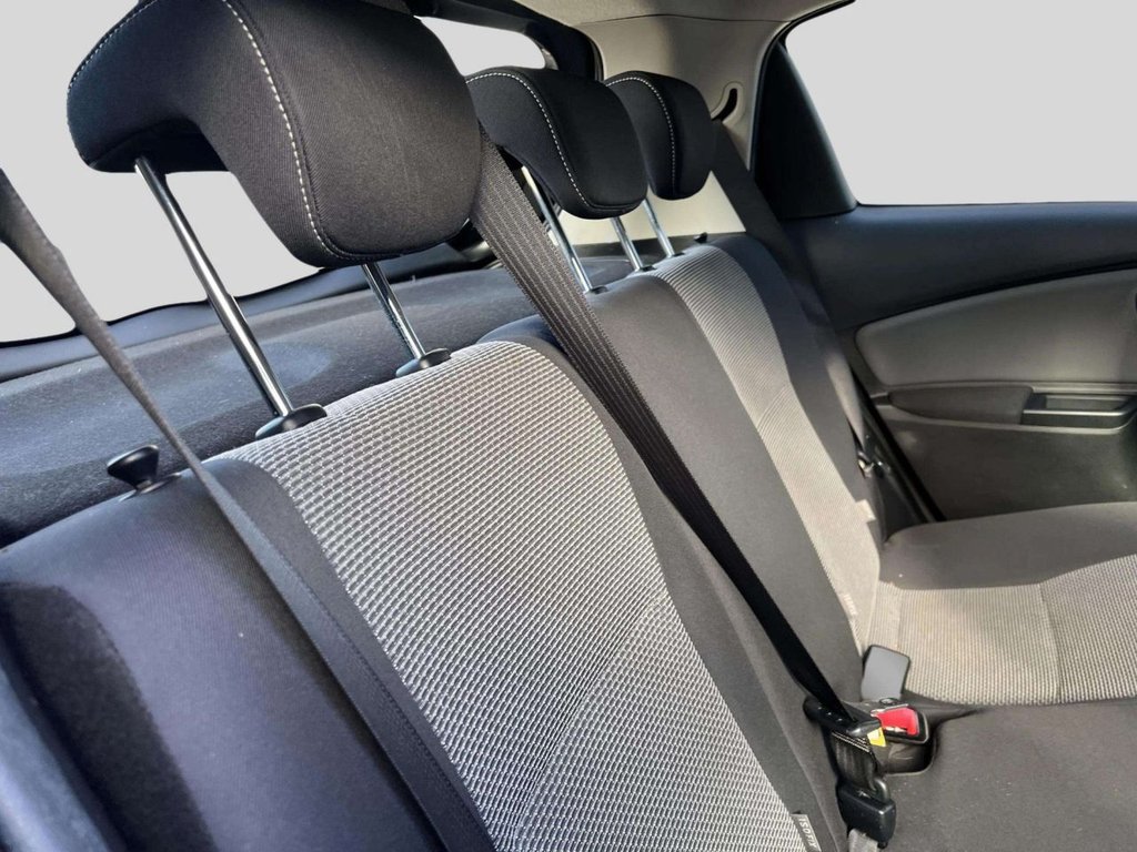 Used Toyota Yaris 2014 for sale - 76361567: Photo 24