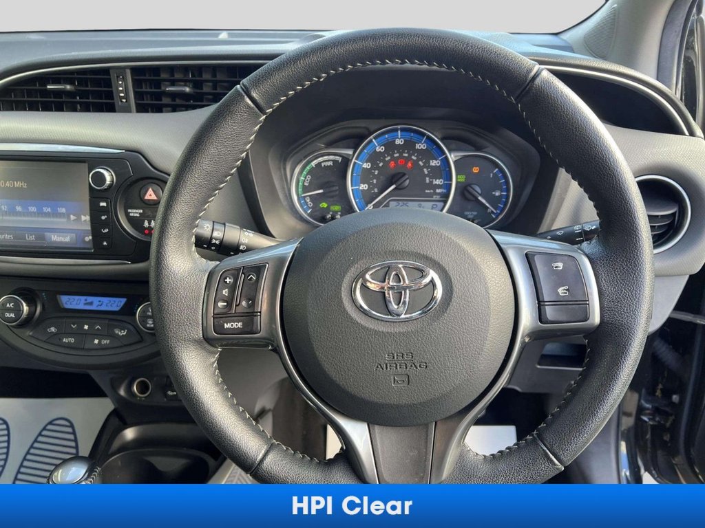 Used Toyota Yaris 2014 for sale - 76361567: Photo 33