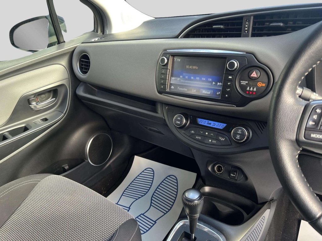 Used Toyota Yaris 2014 for sale - 76361567: Photo 38