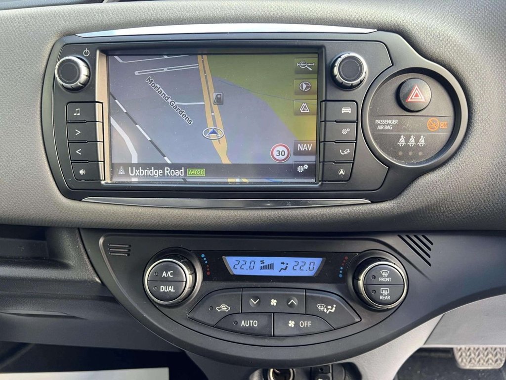 Used Toyota Yaris 2014 for sale - 76361567: Photo 41