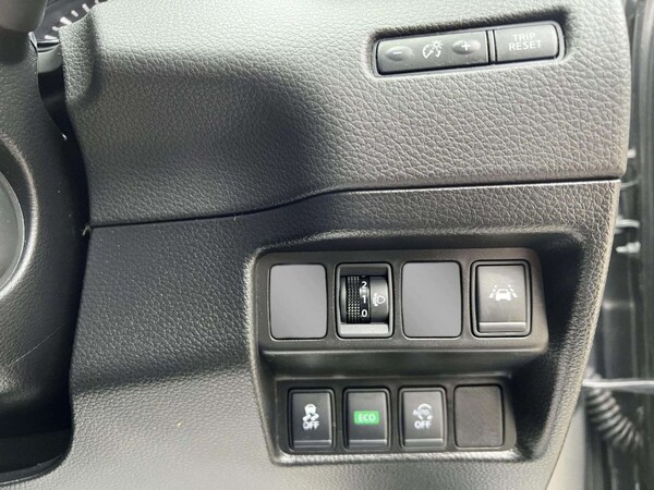 Used Nissan Qashqai 2017 for sale - 76297072: Photo 31