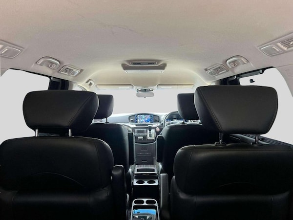 Used Nissan Elgrand 2017 for sale - 74844914: Photo 11