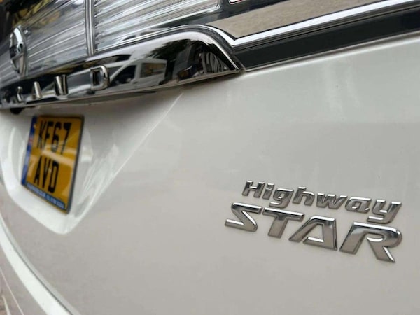 Used Nissan Elgrand 2017 for sale - 74844914: Photo 21