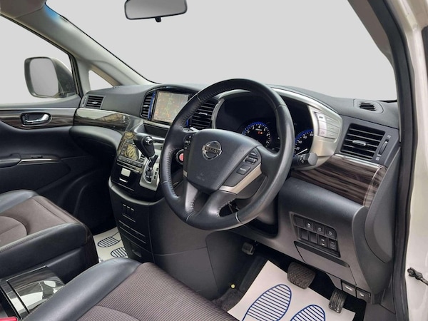 Used Nissan Elgrand 2017 for sale - 74844914: Photo 30