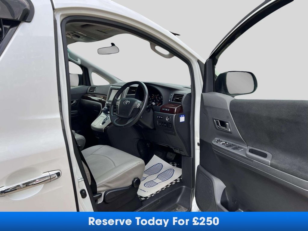 Used Toyota Alphard 2013 for sale - 76487010: Photo 30