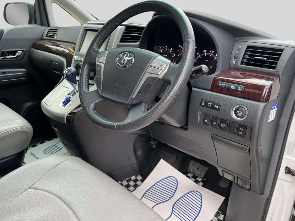 Used Toyota Alphard 2013 for sale - 76487010: Photo 33