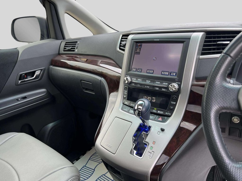 Used Toyota Alphard 2013 for sale - 76487010: Photo 43