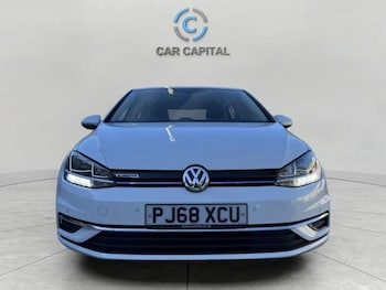 Used Volkswagen Golf 2018 for sale - 79077440: Photo