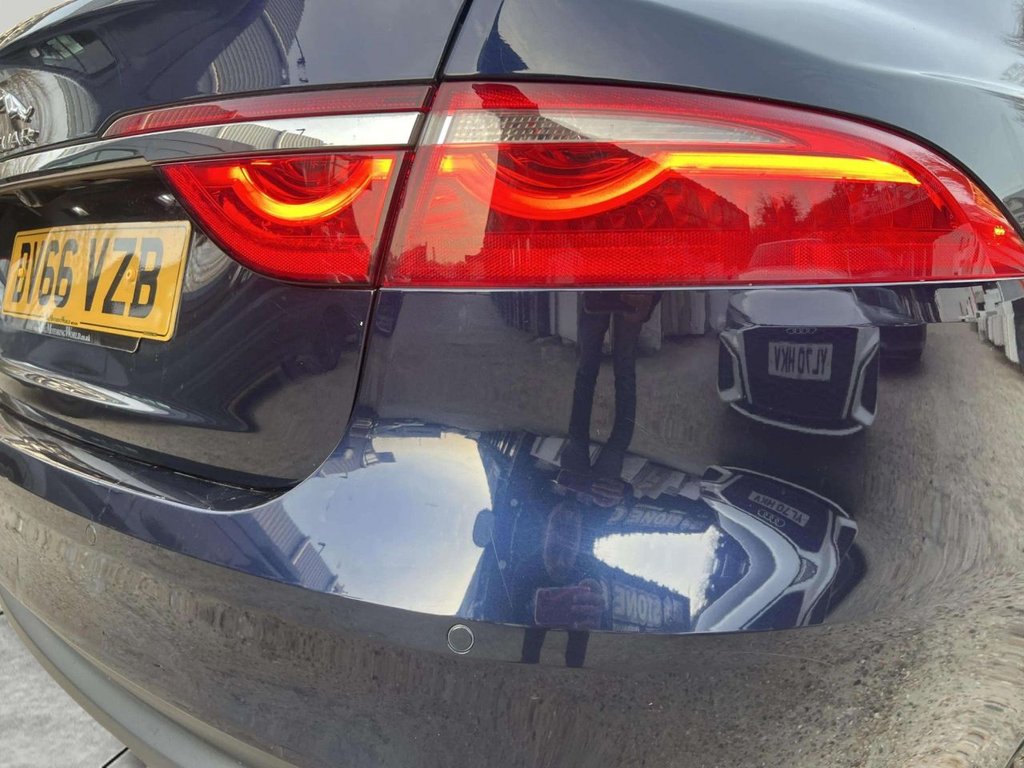 Used Jaguar XF 2016 for sale - 77967291: Photo 18