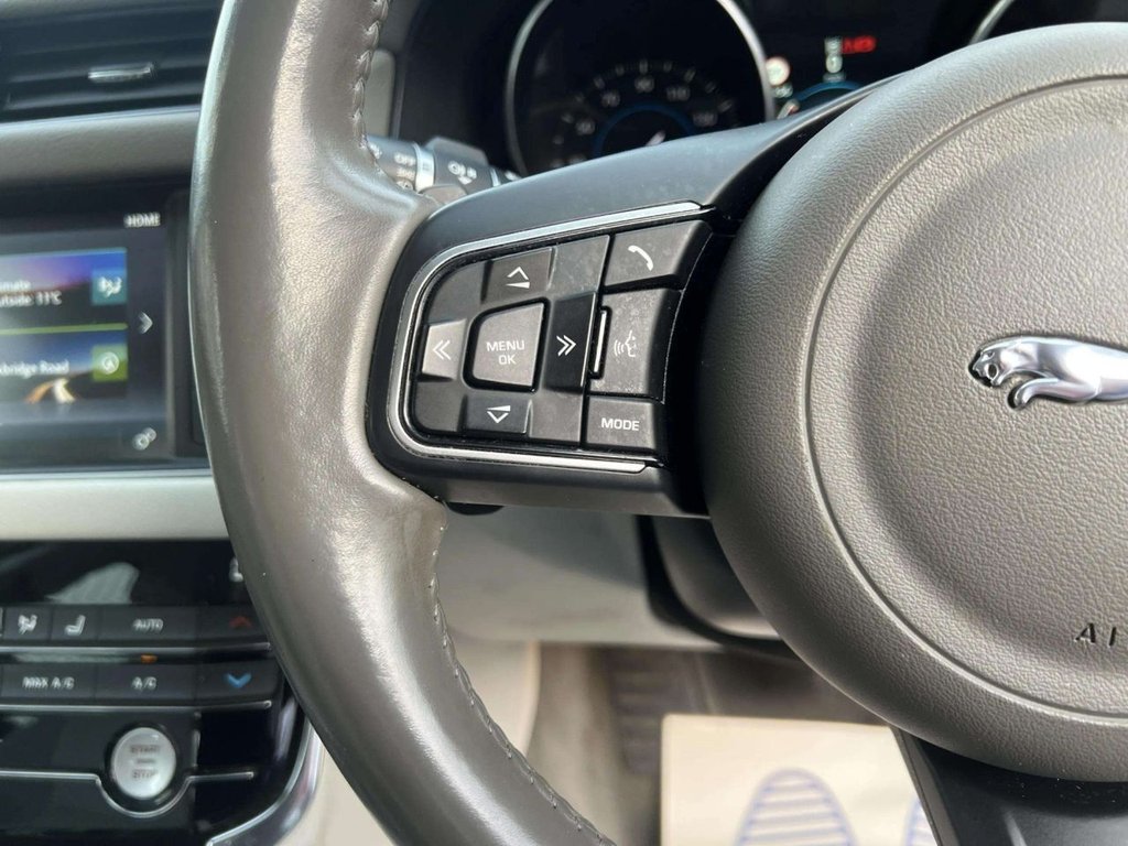 Used Jaguar XF 2016 for sale - 77967291: Photo 33