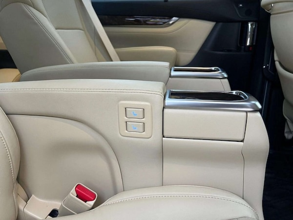 Used Toyota Alphard 2021 for sale - 74844288: Photo 25