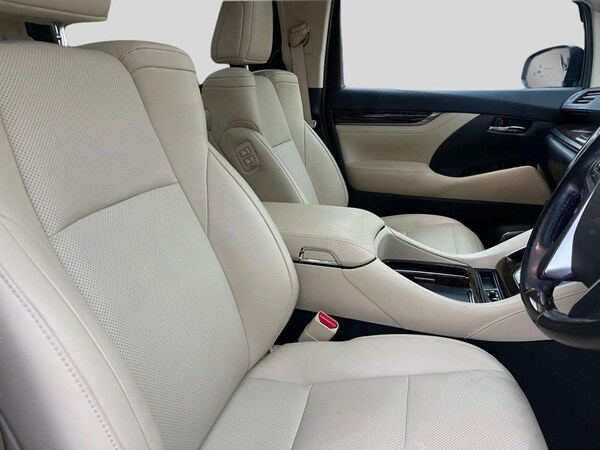 Used Toyota Alphard 2021 for sale - 74844288: Photo 35