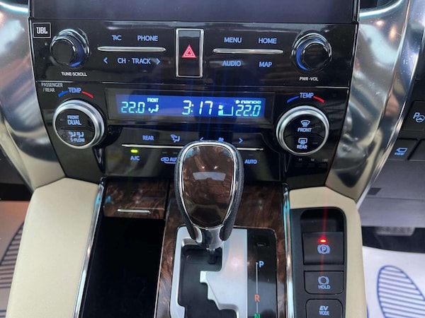 Used Toyota Alphard 2021 for sale - 74844288: Photo 49