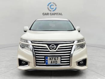 Used Nissan Elgrand 2017 for sale - 77668734: Photo