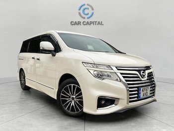 Used Nissan Elgrand 2017 for sale - 77668734: Photo