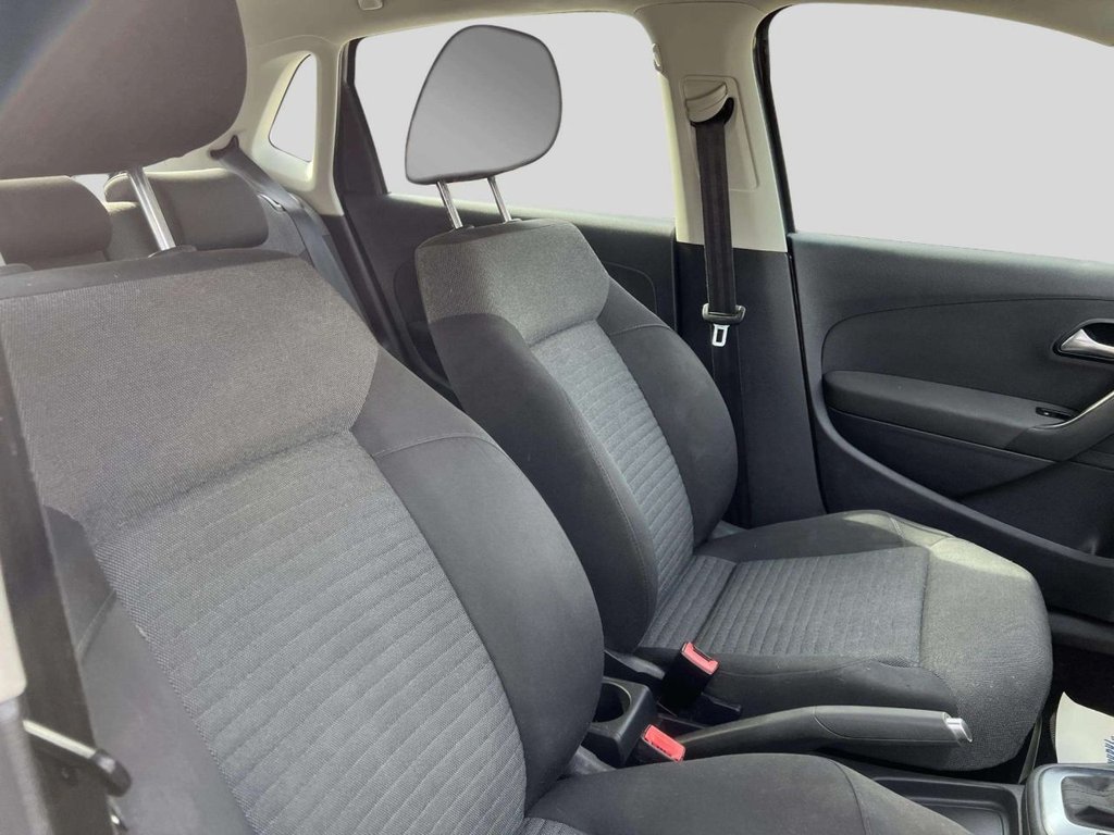 Used Volkswagen Polo 2010 for sale - 77967680: Photo 31