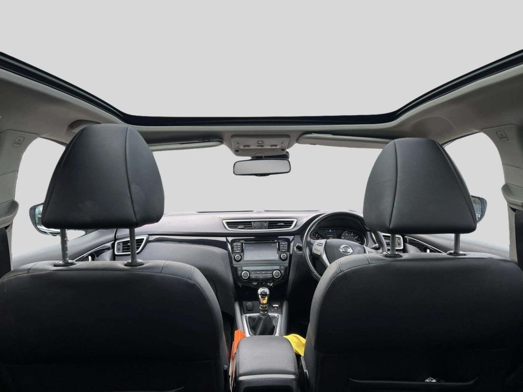 Used Nissan Qashqai 2014 for sale - 77498844: Photo 9