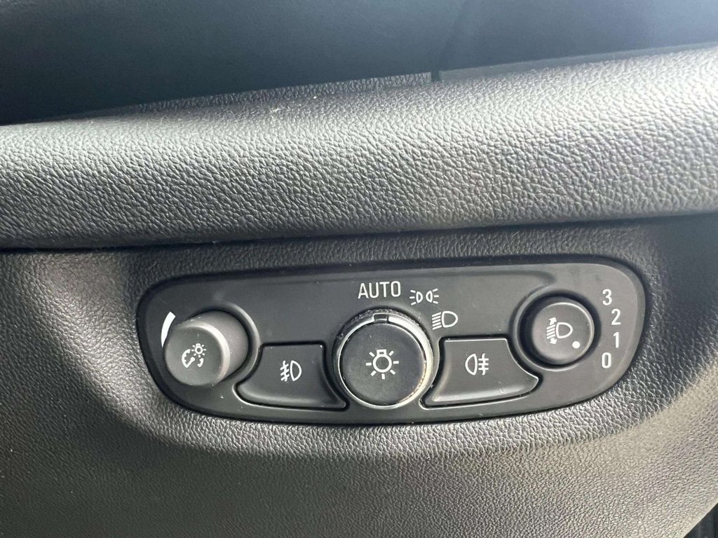 Used Vauxhall Insignia 2018 for sale - 76546602: Photo 31