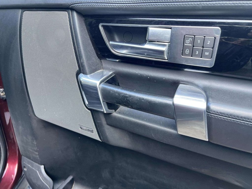 Used Land Rover Discovery 4 2015 for sale - 76338533: Photo 30