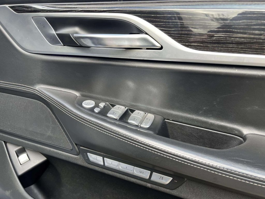 Used BMW 7 Series 2018 for sale - 76376018: Photo 31