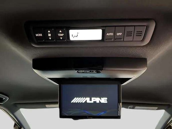 Used Toyota Estima 2016 for sale - 76261386: Photo 20