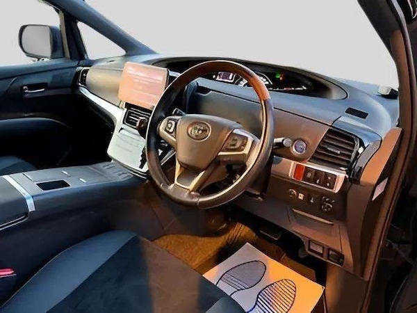 Used Toyota Estima 2016 for sale - 76261386: Photo 23