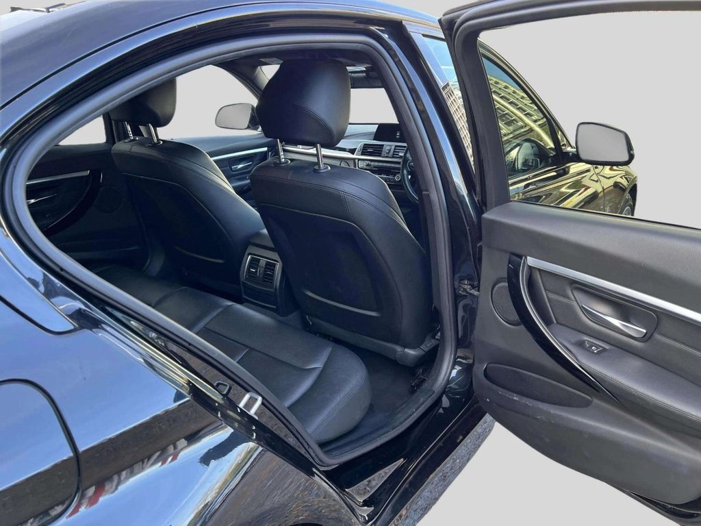 Used BMW 3 Series 2018 for sale - 77122303: Photo 20