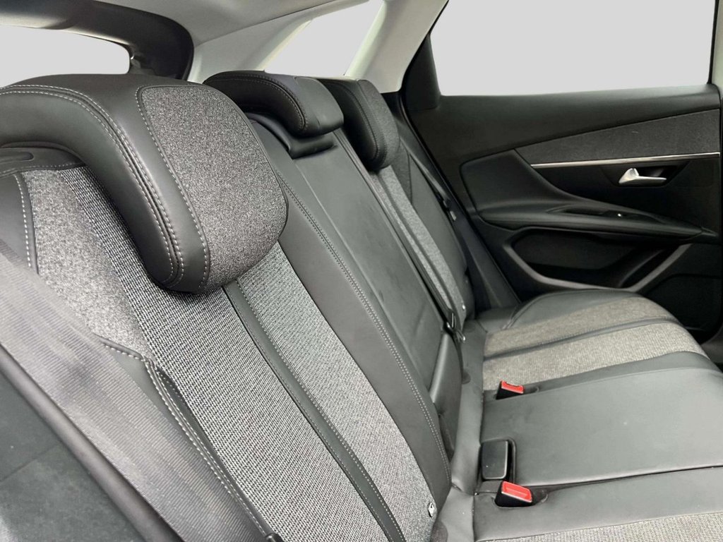 Used Peugeot 3008 2017 for sale - 76900889: Photo 25