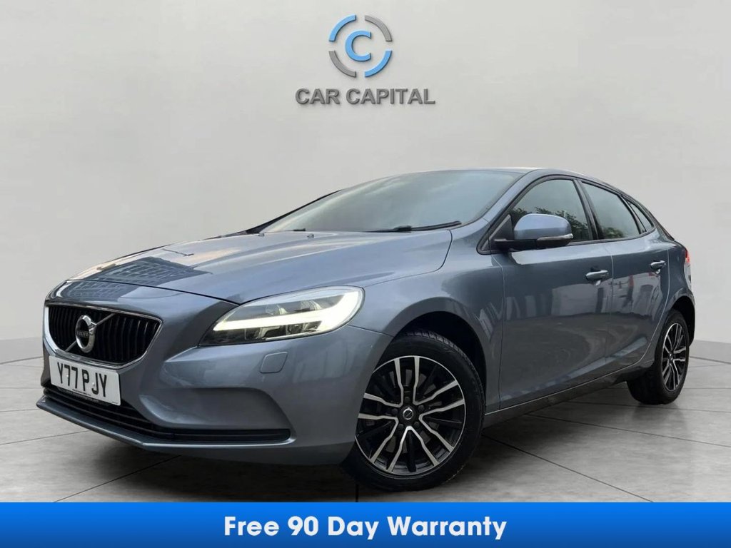 Used Volvo V40 2016 for sale - 76496402: Photo 1