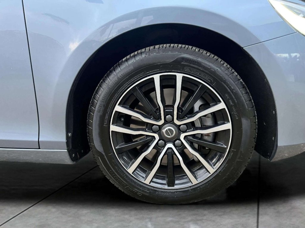 Used Volvo V40 2016 for sale - 76496402: Photo 18