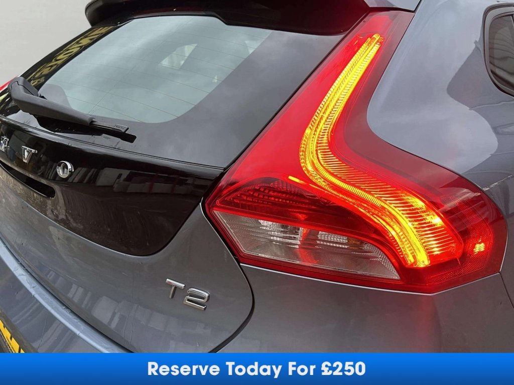 Used Volvo V40 2016 for sale - 76496402: Photo 20