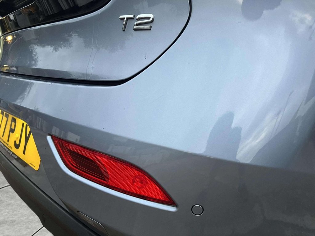 Used Volvo V40 2016 for sale - 76496402: Photo 21