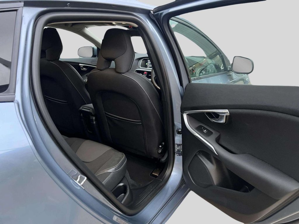 Used Volvo V40 2016 for sale - 76496402: Photo 22