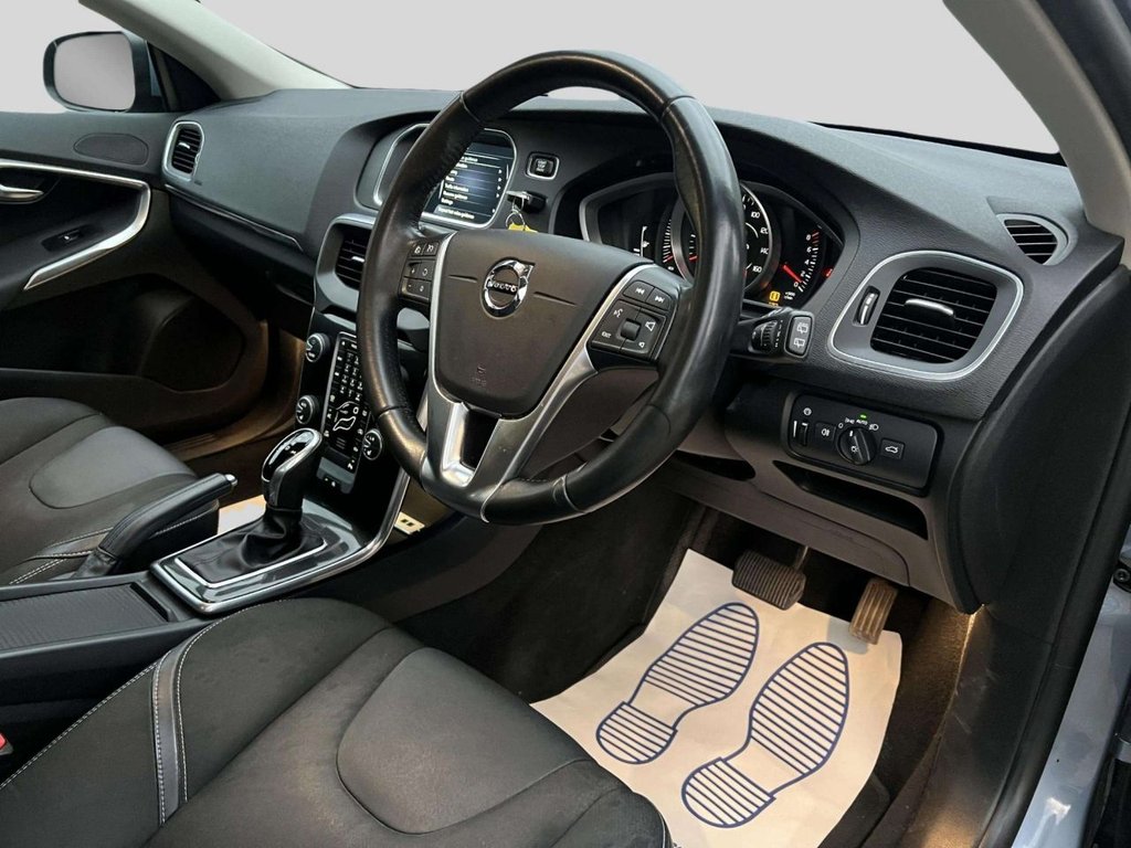 Used Volvo V40 2016 for sale - 76496402: Photo 30