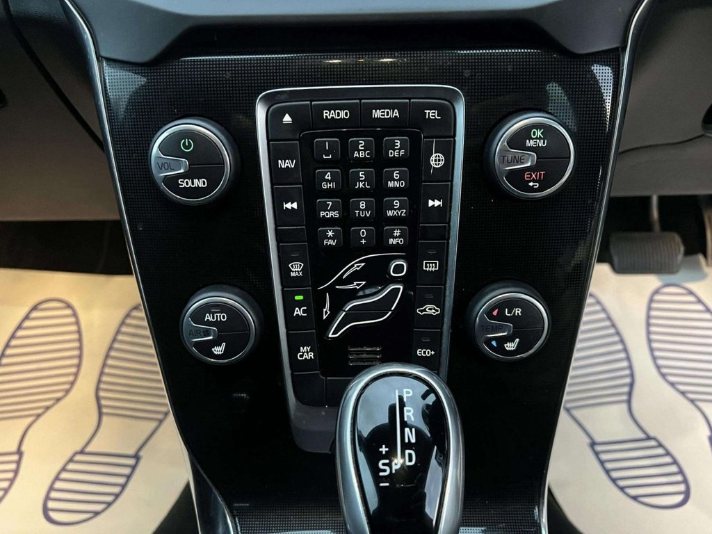 Used Volvo V40 2016 for sale - 76496402: Photo 42