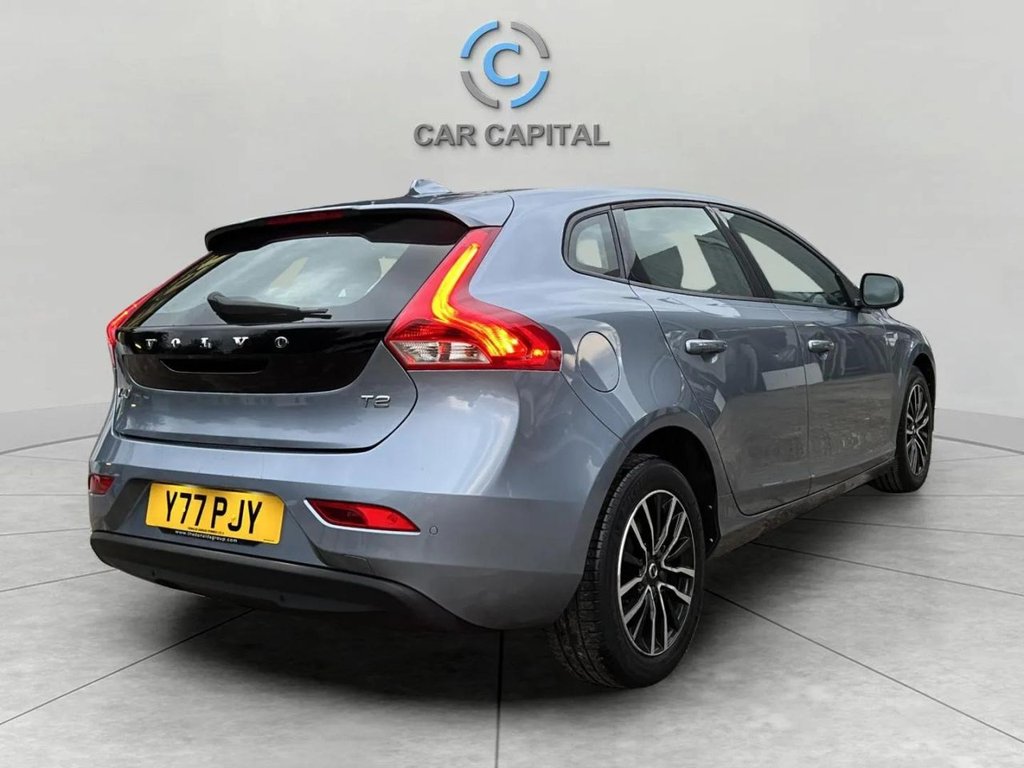 Used Volvo V40 2016 for sale - 76496402: Photo 6