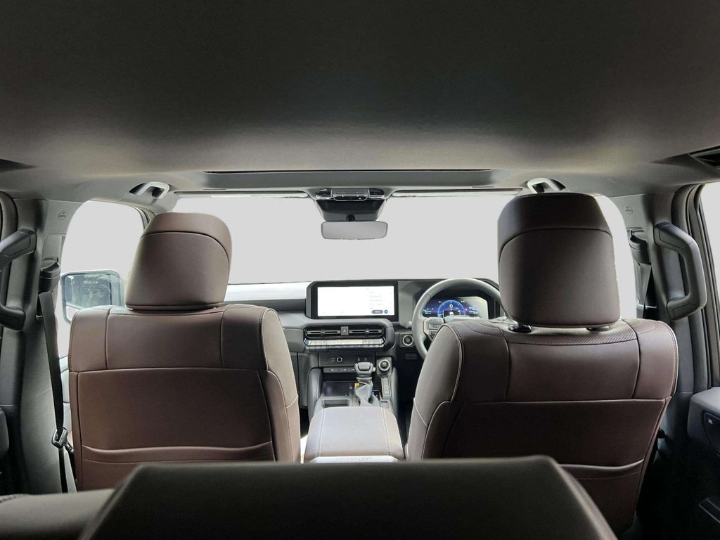 Used Toyota Land Cruiser 2024 for sale - 77250215: Photo 10