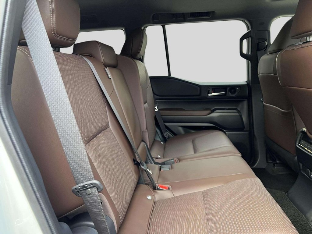 Used Toyota Land Cruiser 2024 for sale - 77250215: Photo 31