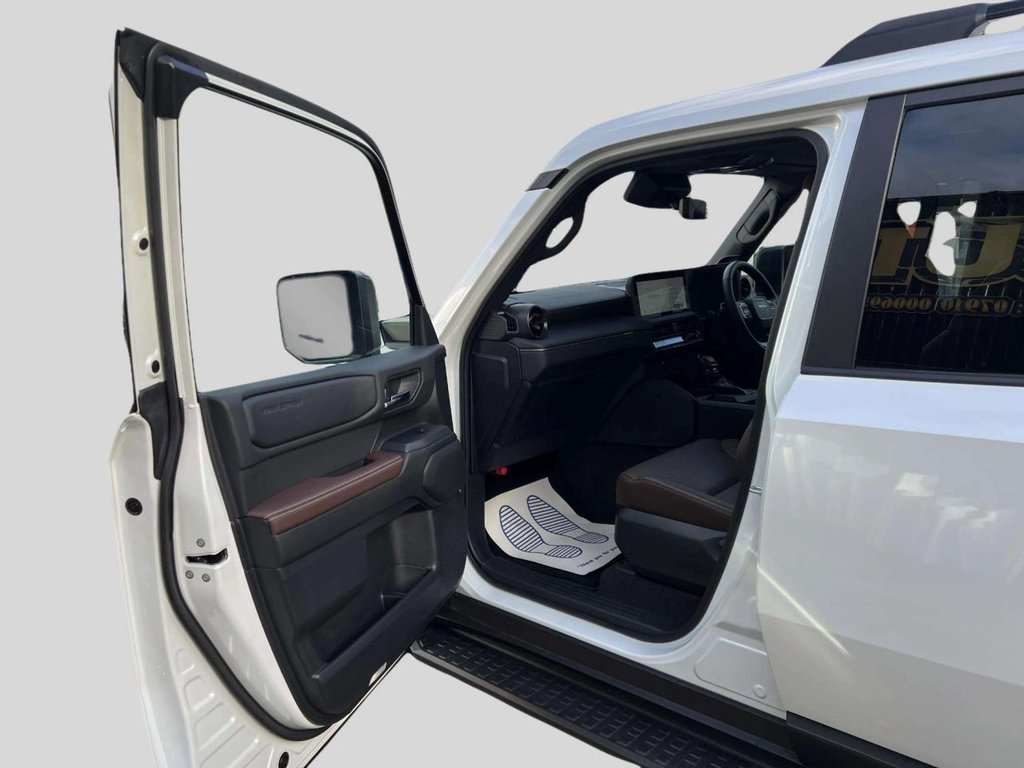 Used Toyota Land Cruiser 2024 for sale - 77250215: Photo 34