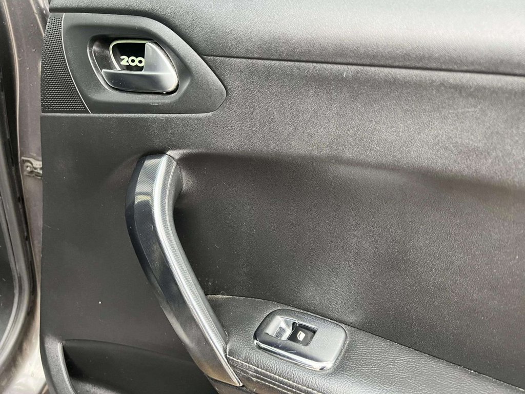 Used Peugeot 2008 2015 for sale - 76698834: Photo 22