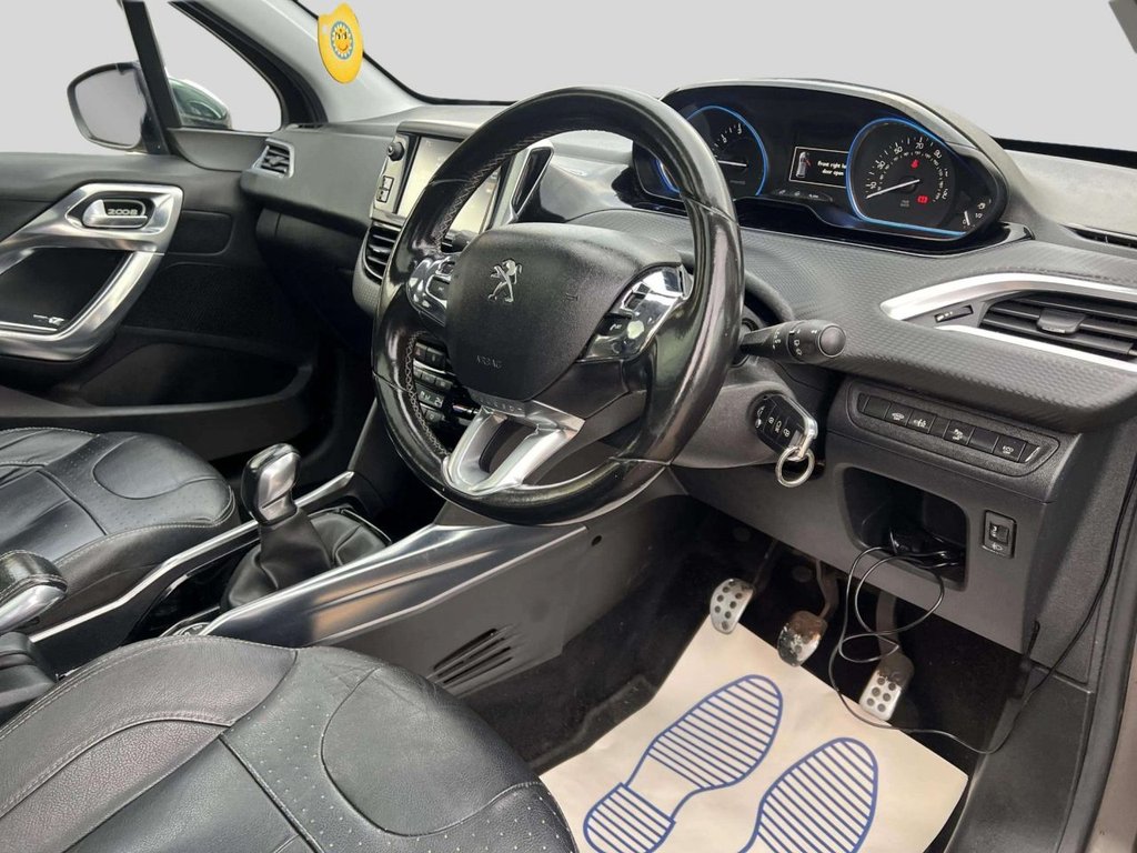 Used Peugeot 2008 2015 for sale - 76698834: Photo 29