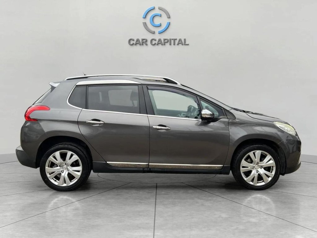 Used Peugeot 2008 2015 for sale - 76698834: Photo 5