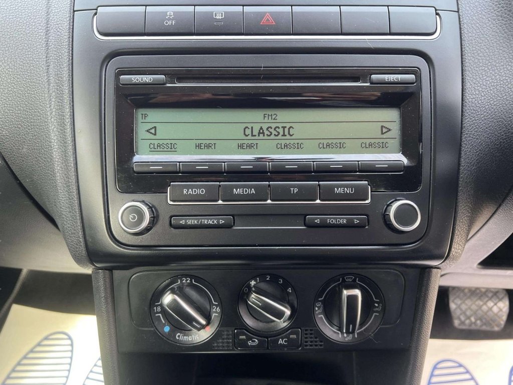 Used Volkswagen Polo 2010 for sale - 78153642: Photo 40