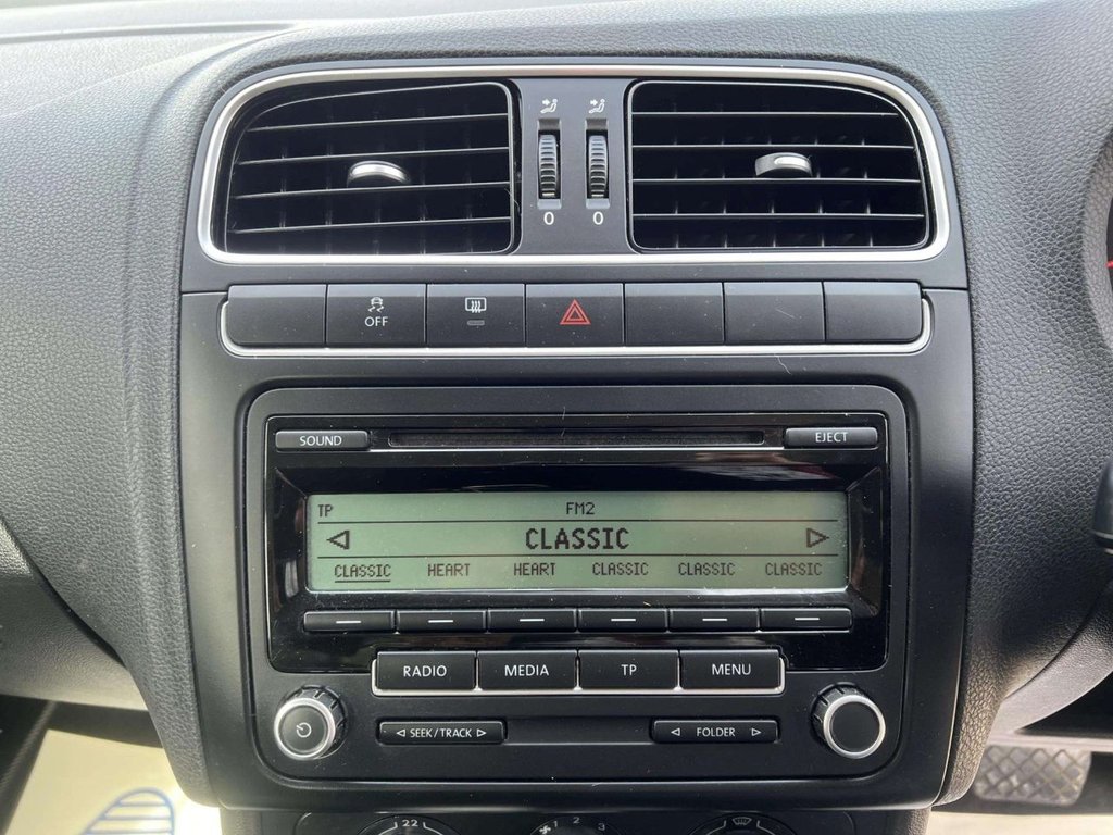 Used Volkswagen Polo 2010 for sale - 78153642: Photo 42