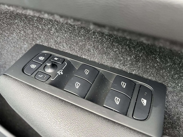 Used Volvo XC40 2019 for sale - 75590653: Photo 30