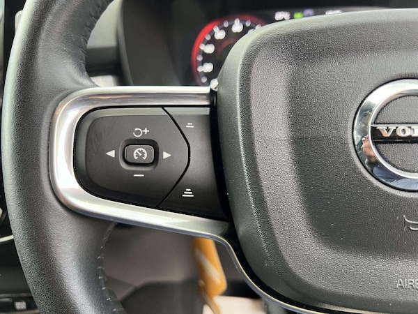 Used Volvo XC40 2019 for sale - 75590653: Photo 37